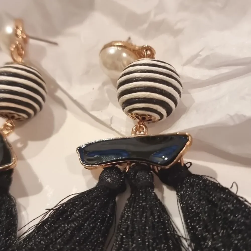 ZARA Black Fringe Earrings Mod Geo | NWOT